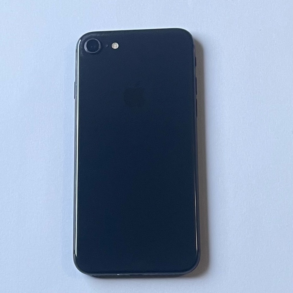 iPhone 8 64GB